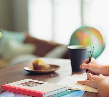 15% Cost Reduction & Flawless Private Labeling for European Fashion Brand